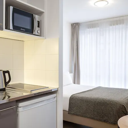 Aparthotel Sejours & Affaires Paris 3*