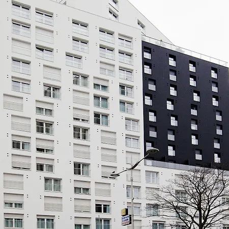 Sejours & Affaires Paris 3*